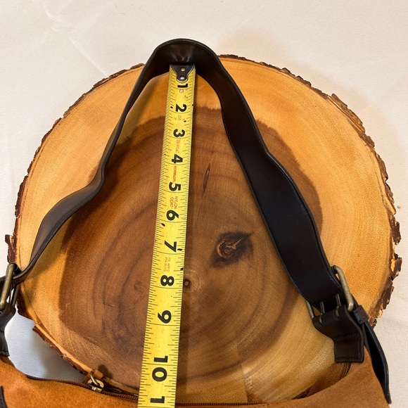 Bisou Bisou Michele Bohbot genuine tan suede small shoulder purse with leaves‎ - Picture 8 of 16